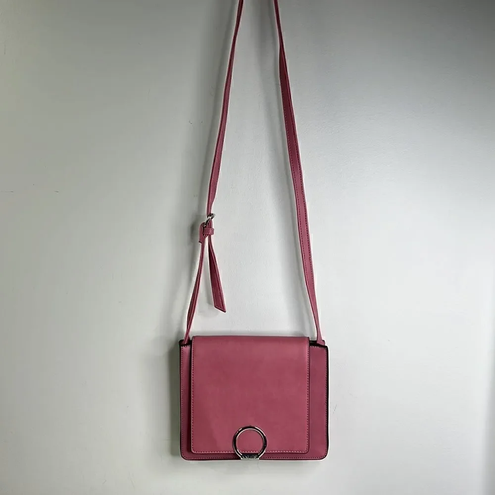 Nine West Stylish Crossbody in Mauve